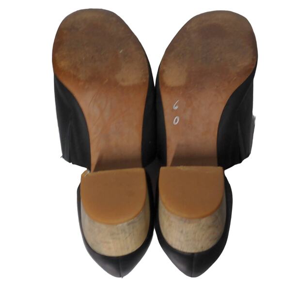 Madewell Black Lowcut Bootie – Size 6.5 – Minor Flaws - Picture 11 of 16